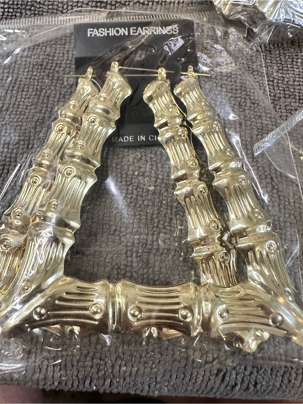 Unlisted Gold Bamboo-Style Hoop Earrings